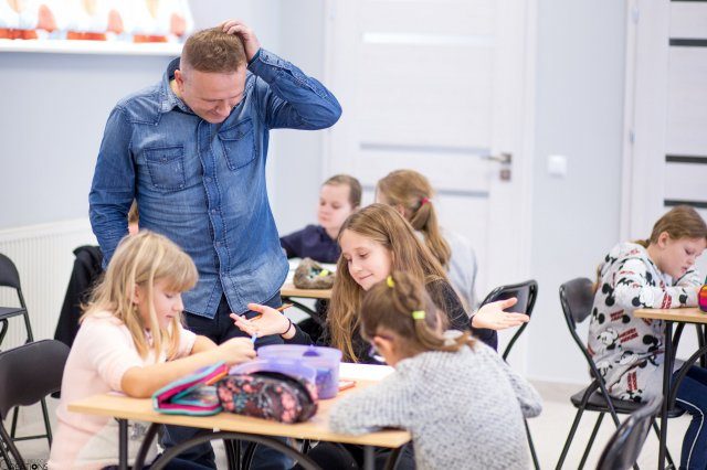 Zdjęcie 24 z 56 – Warsztaty z tworzenia komiksu ze Zbigniewem Masternakiem